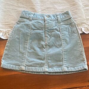 Girls size 5 Gap corduroy skirt